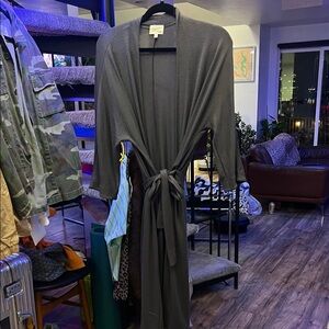 Wilfred Free Gray Garment